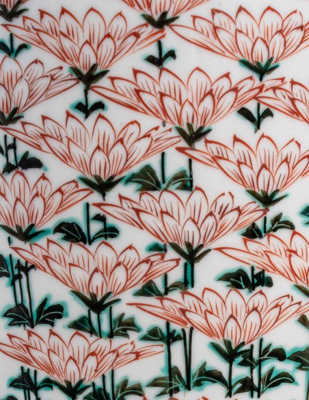 1451-20th century Kutani porcelain vase