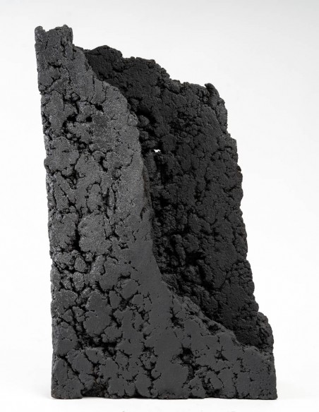 1474-Sculpture n° 1 en grès émaillé noir