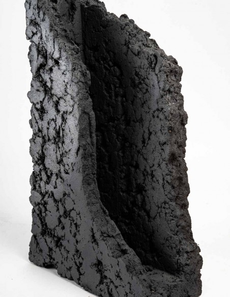 1475-Sculpture n° 1 en grès émaillé noir
