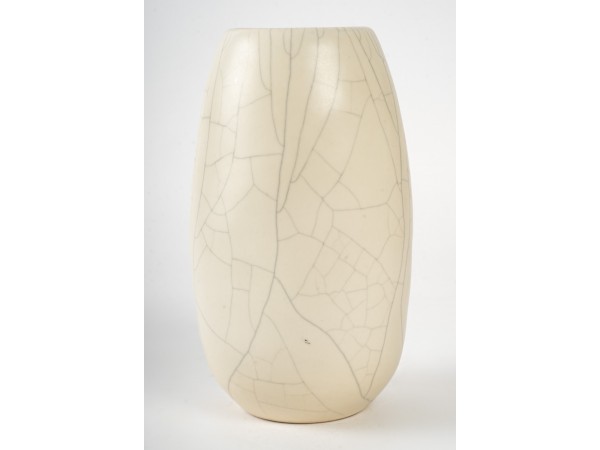 Cracked white sandstone vase n ° 5 by Marc Uzan