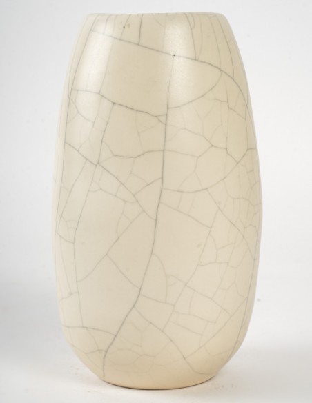 1502-Vase en grès blanc craquelé n° 5 par Marc Uzan