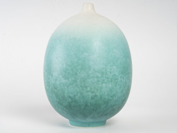 Porcelain vase by Marc Uzan n ° 13