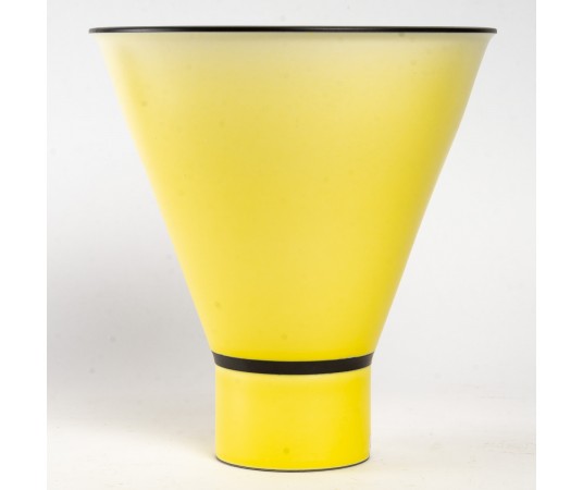 Porcelain cup by Marc-Uzan