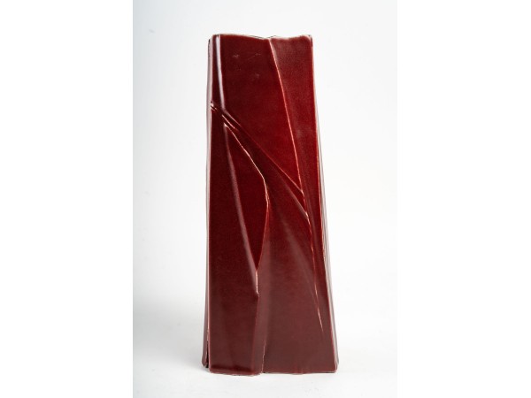 Sculpture en grès rouge par Marc Uzan - exposition en cours