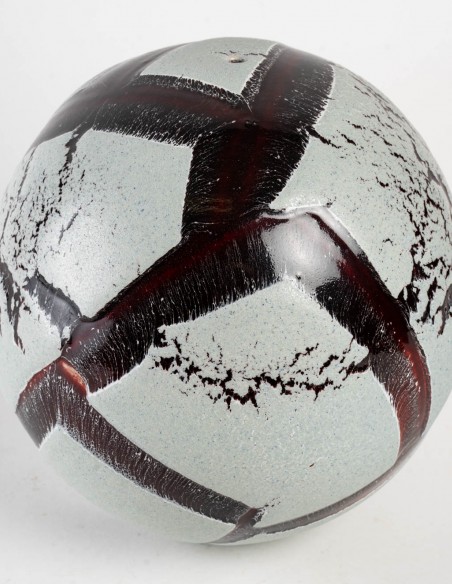 1601-Sandstone sphere n ° 28 by Marc Uzan
