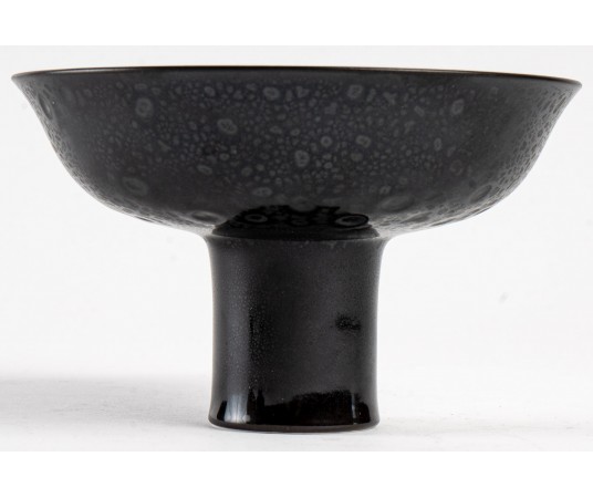 Porcelain cup by Marc-Uzan.