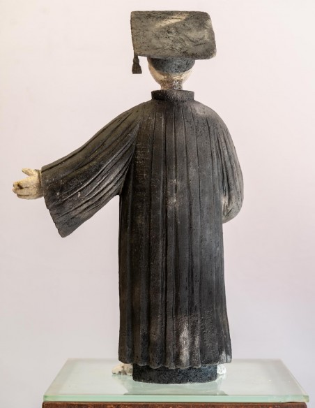 1711-Sculpture raku par CLEM - l'avocate