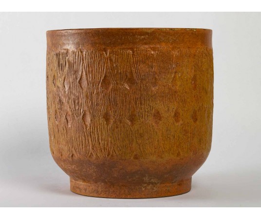 Large cup by Annie Fourmanoir