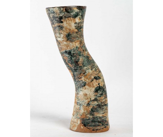 Small curved vase by Annie...