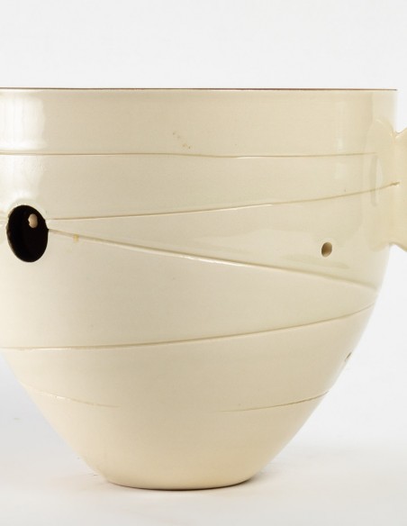 1877-Closed ceramic bowl by Salvatore Parisi - current exhibition