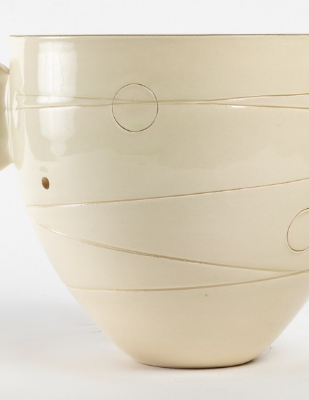 1880-Closed ceramic bowl by Salvatore Parisi - current exhibition