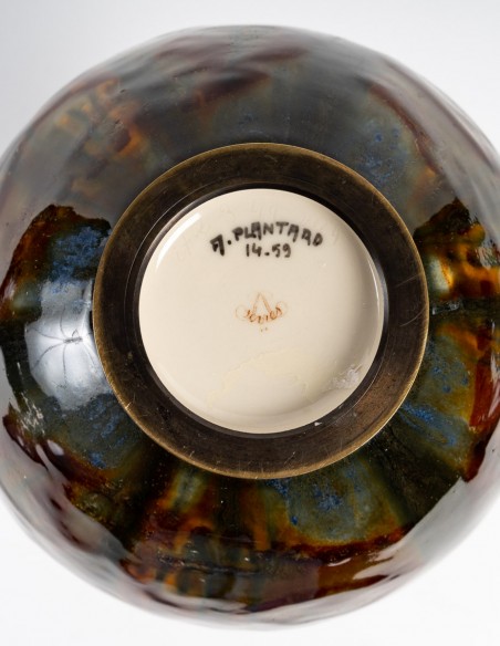2082-Sèvres porcelain vase with Africanist decoration.