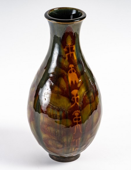 2083-Sèvres porcelain vase with Africanist decoration.