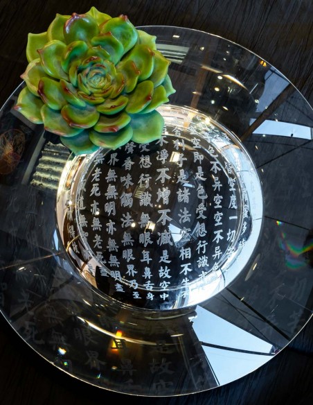 2120-Sculpture de verre par Loretta Yang "Spring of the houseleek "