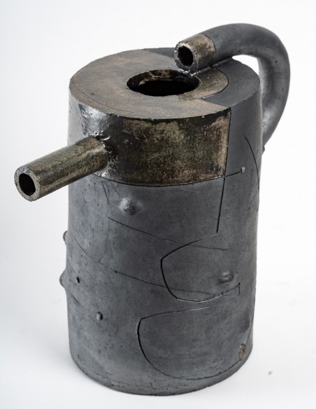 2211-Ceramic sculpture "revolving pitcher" by Daphné Corregan - current exhibition