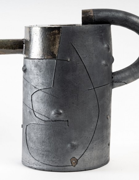 2214-Ceramic sculpture "revolving pitcher" by Daphné Corregan - current exhibition