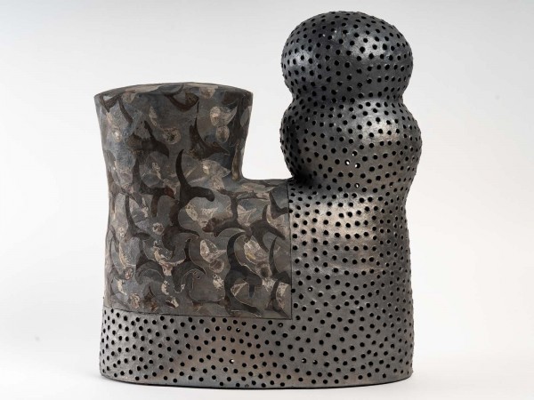 "Architecture" ceramic sculpture by Daphné Corregan - current exhibition