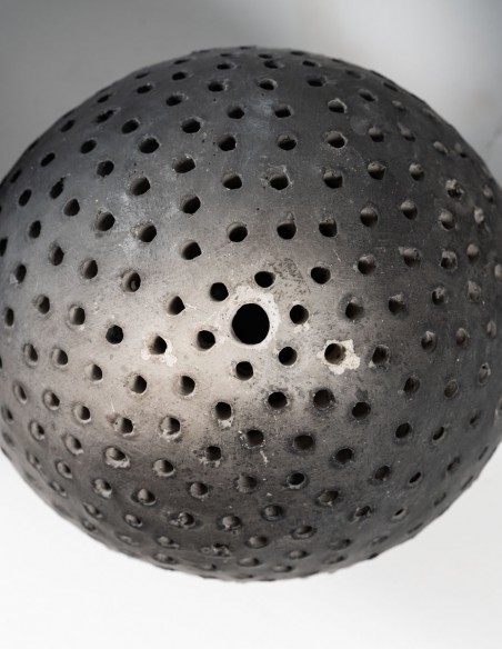 2239-Ceramic sculpture "black pearls with holes" by Daphné Corregan - current exhibition