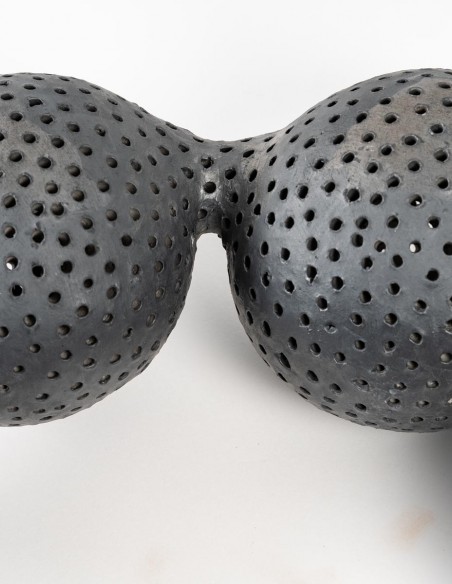 2240-Ceramic sculpture "black pearls with holes" by Daphné Corregan - current exhibition