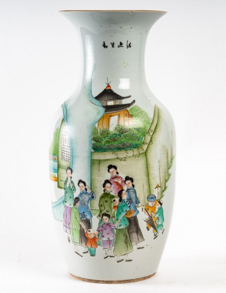 2259-Chinese porcelain vase, Republic period (1912-1949)