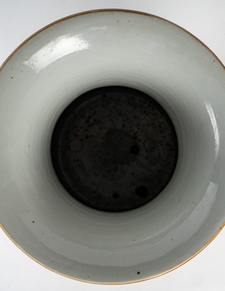 2265-Vase en porcelaine de chine , période république (1912-1949)