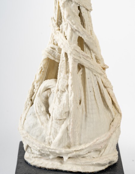 2561-sculpture en céramique par Nicole Giroud