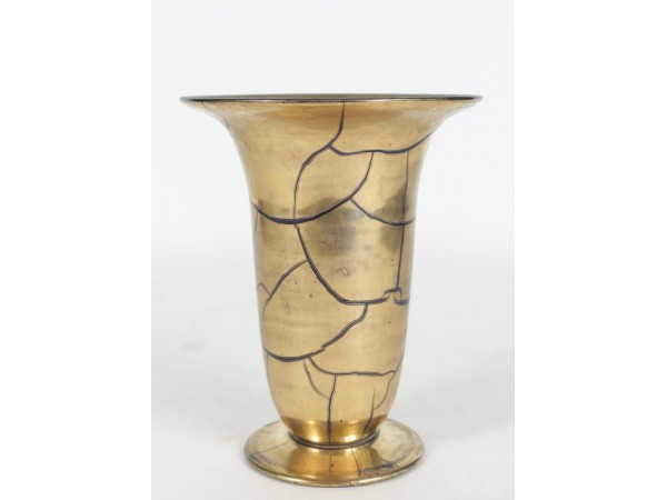 Artistic vase from Saint-Prex
