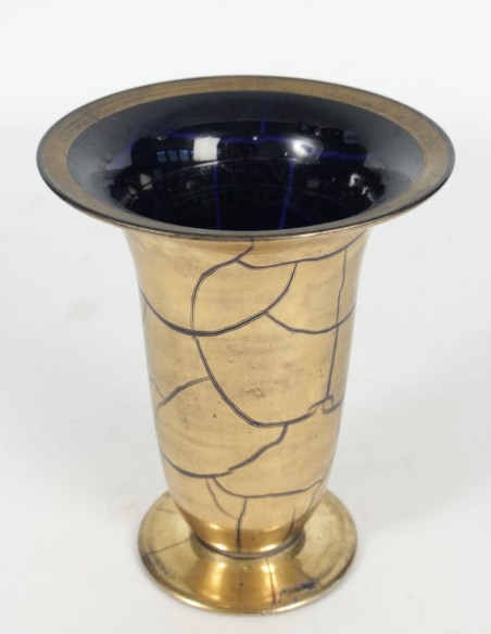 291-Artistic vase from Saint-Prex