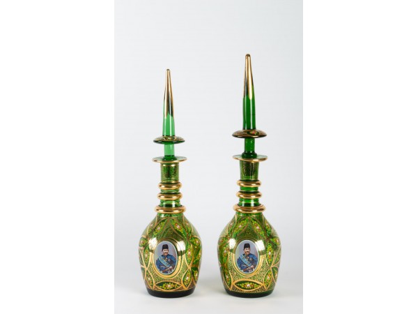 Paire de Carafes du 19ème siècle en verre de Bohême