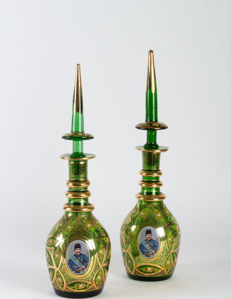 341-Paire de Carafes du 19ème siècle en verre de Bohême