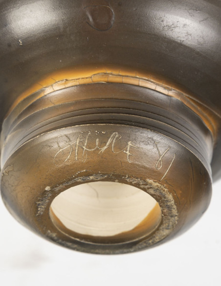 3434-Petit pot couvert en céramique par Pierre Bayle (1945-2004)