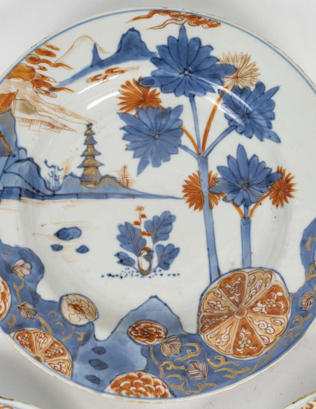 3436-assiettes en porcelaine de chine 18éme siècles.