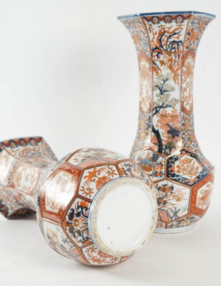 363-vases en porcelaine Imari du 20ème siècle