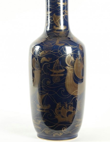 633-Grand vase en porcelaine de Sèvres année 50