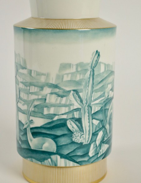 639-Vase en porcelaine de Sèvres année 40