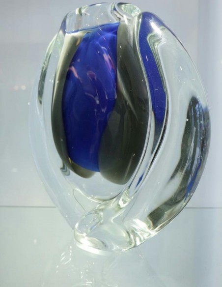 740-Blown Glass Vase by Alain Bégou