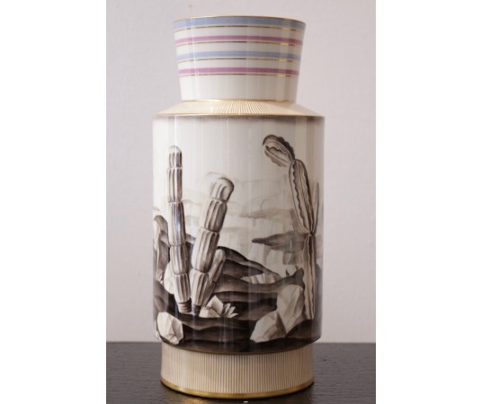 Vase en porcelaine de Sèvres par Anne - Marie Fontaine