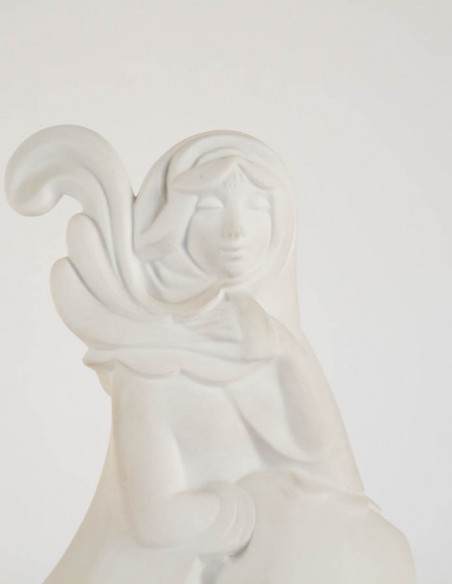 923-Sculpture en Biscuit de Sèvres art Déco par Annie Mouroux