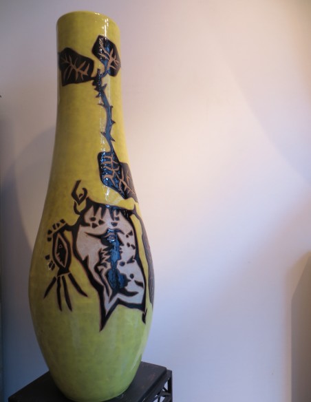 941-Vase balustre en céramique par Jean Lurçat